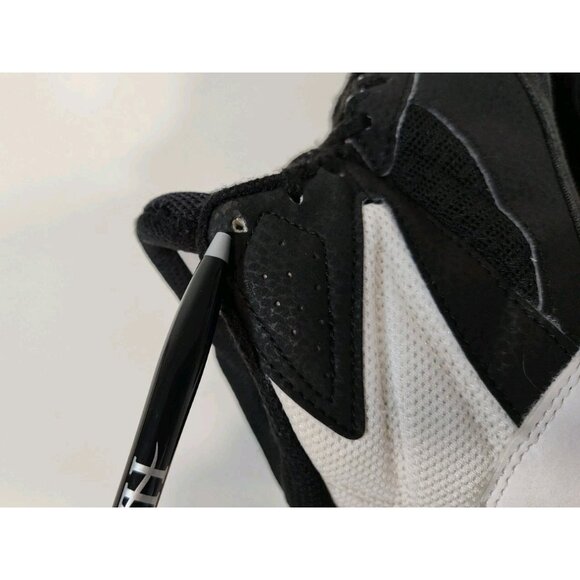 Asics Matflex 6 Wrestling Shoes Kids Youth 4 Boxing Black White Silver 1084A007 - Picture 8 of 12